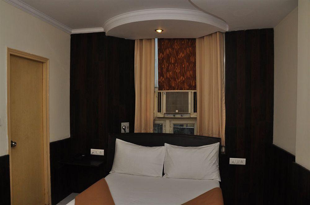 Hotel Abhay Palace Ghaziabad Exterior photo